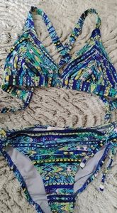 Jessica Simpson Bikini top size D, bottom sz Med